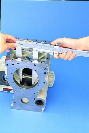 Штангенциркуль с нониусом, длинная губка, точная регулировка. 0-500 мм, 0,05 мм, метрический/дюймовый (534-102)