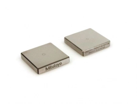 Эталонный материал твердости по Виккерсу 750HV0,05 с сертификатом калибровки ASTM E92 DAkkS, 30x30x6 мм, сталь (63ETB589)